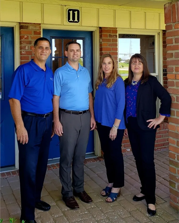 The Babcock Insurance & Financial Group team outside their Glen Carbon, Illinois office